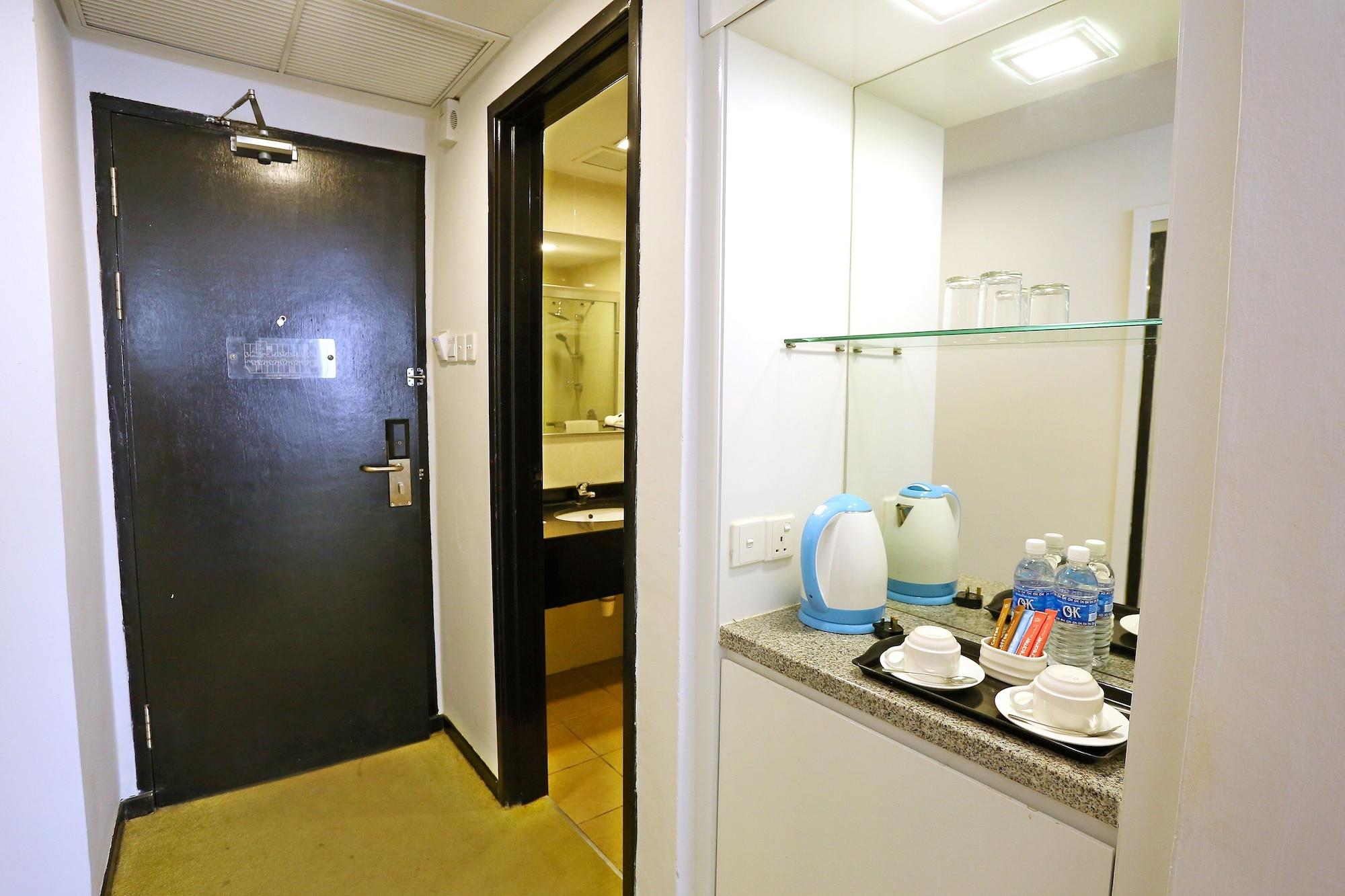 Borneo Royale Hotel Тавау Екстериор снимка