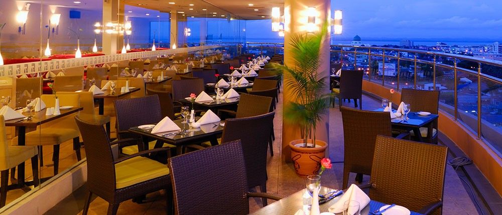 Borneo Royale Hotel Тавау Екстериор снимка
