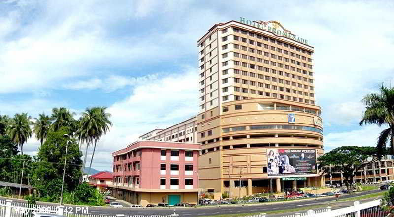 Borneo Royale Hotel Тавау Екстериор снимка